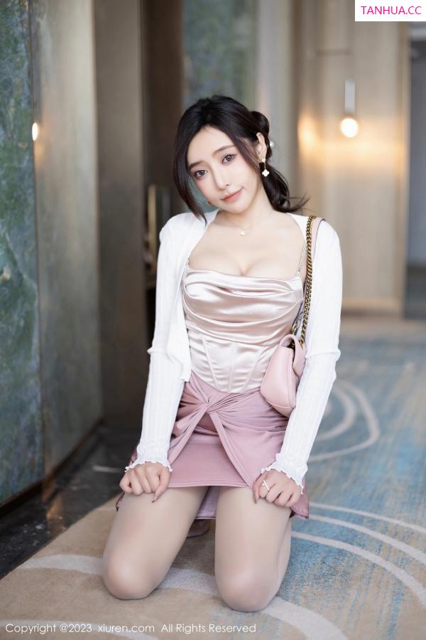 王馨瑶  [XiuRen]高清写真图 2023.11.09 No.7640 王馨瑶yanni 时尚美腿第29张图片